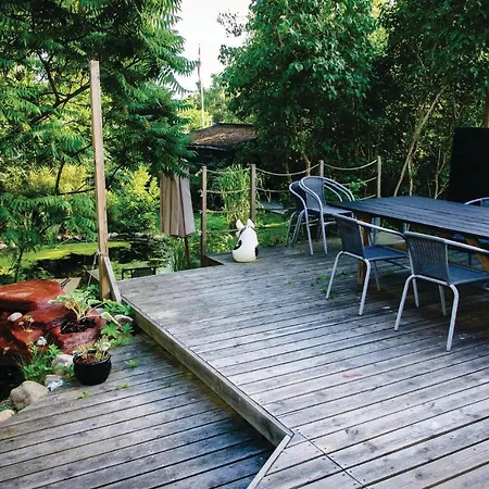 Tatil Evi Three-bedroom Holiday In *
